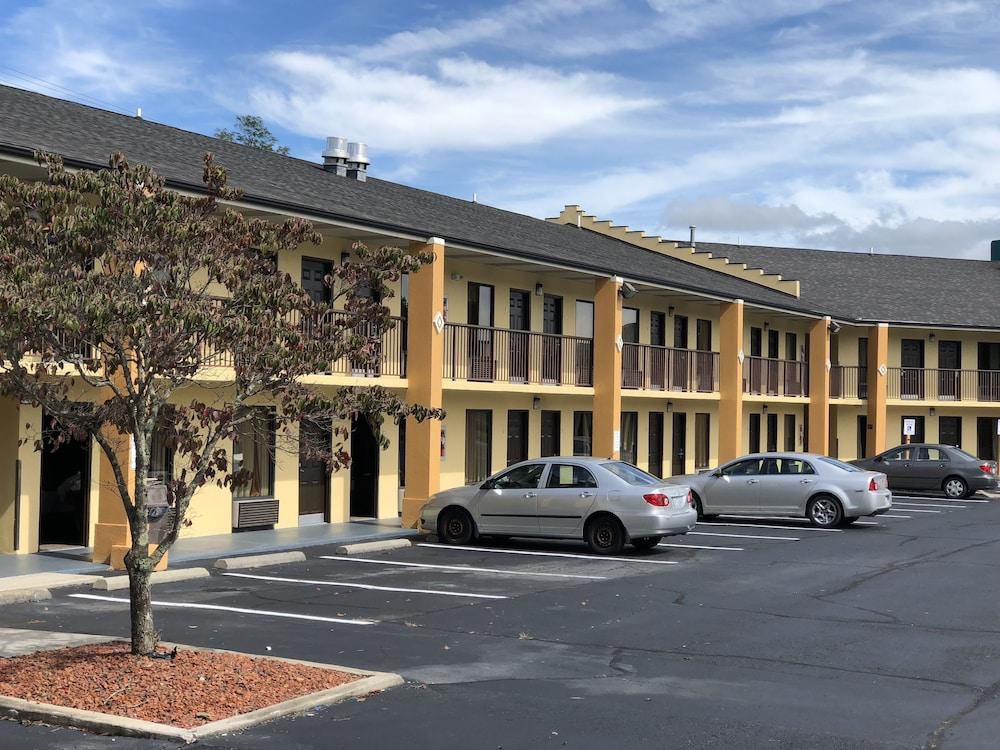 Quality Inn Hillsville Esterno foto