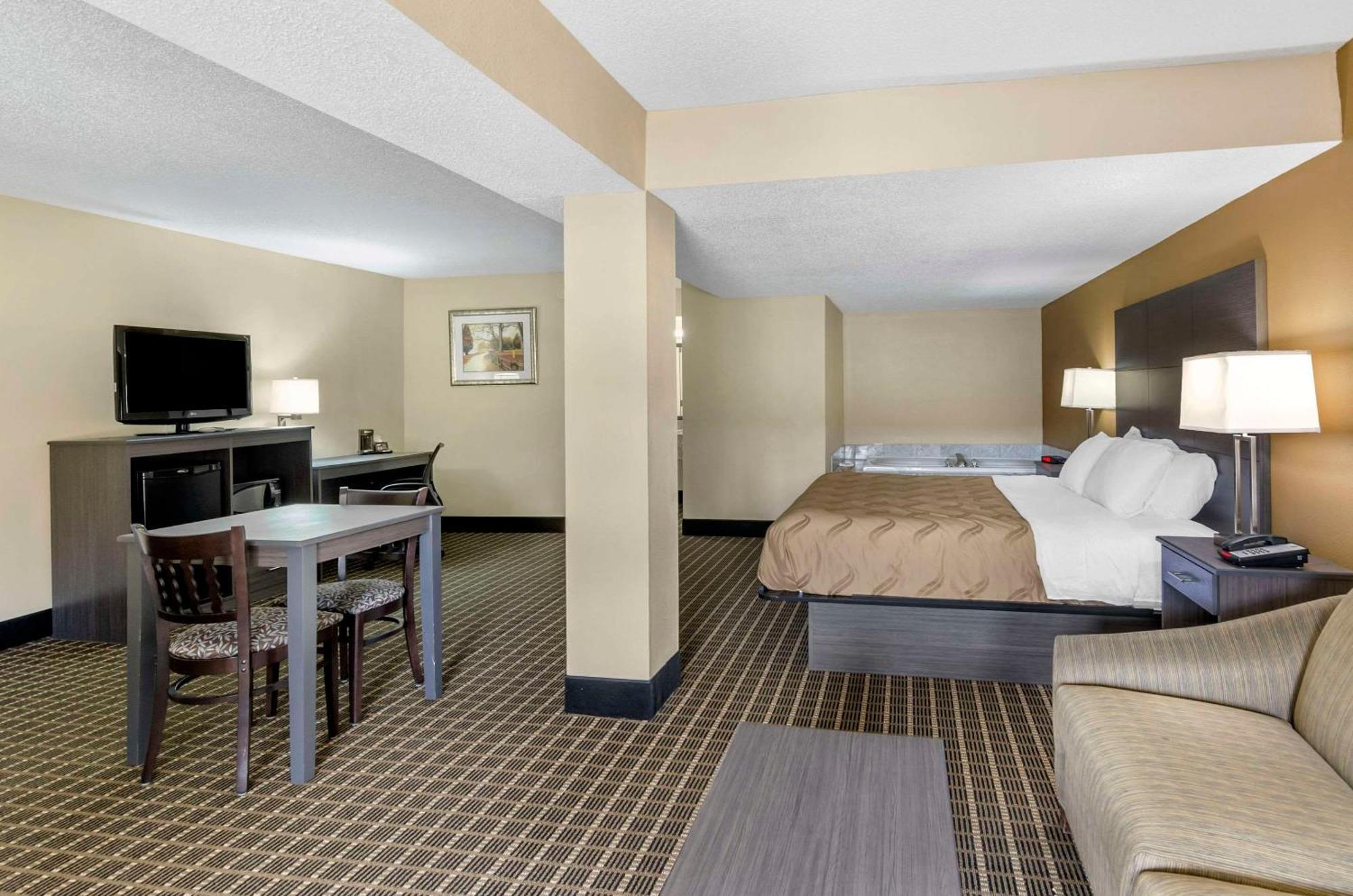 Quality Inn Hillsville Esterno foto