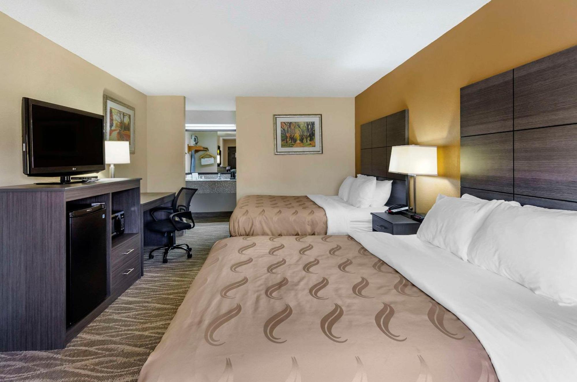 Quality Inn Hillsville Esterno foto