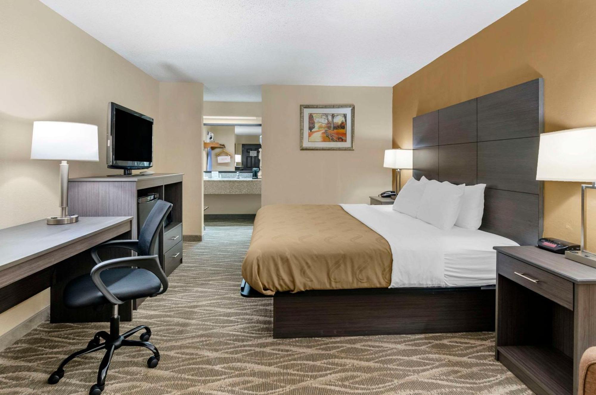 Quality Inn Hillsville Esterno foto